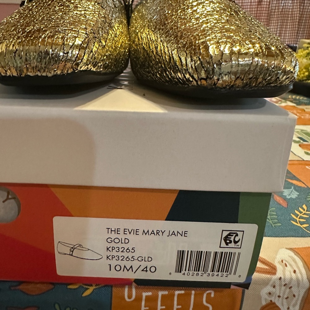 Gold Mary Jane Shoes